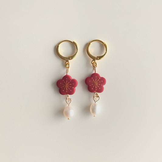Flower & Pearl Earrings