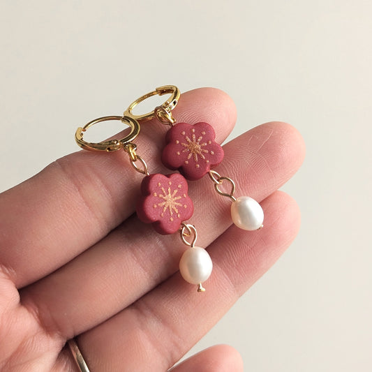 Flower & Pearl Earrings